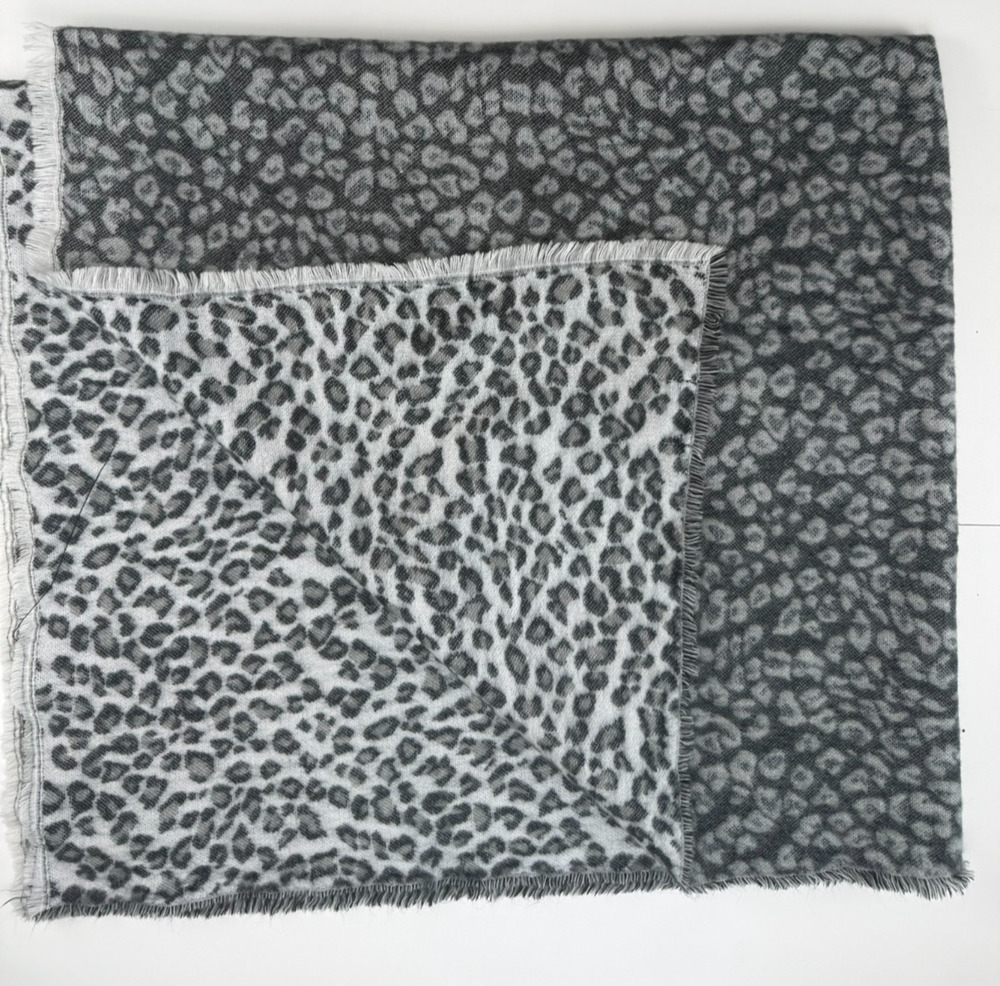 Zara Womens Leopard Print Scarf Gray Black Oversized Wrap Shawl Fringe 51x27